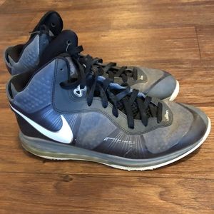 Nike Lebron’s 11.5 GUC